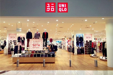 TUYỂN QUẢN LÝ - NHÂN VIÊN BÁN HÀNG THỜI TRANG UNIQLO TẠI SINGAPORE
